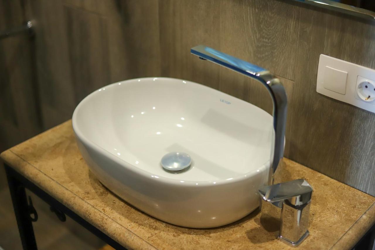 Nur Guest House Гюмри Екстериор снимка