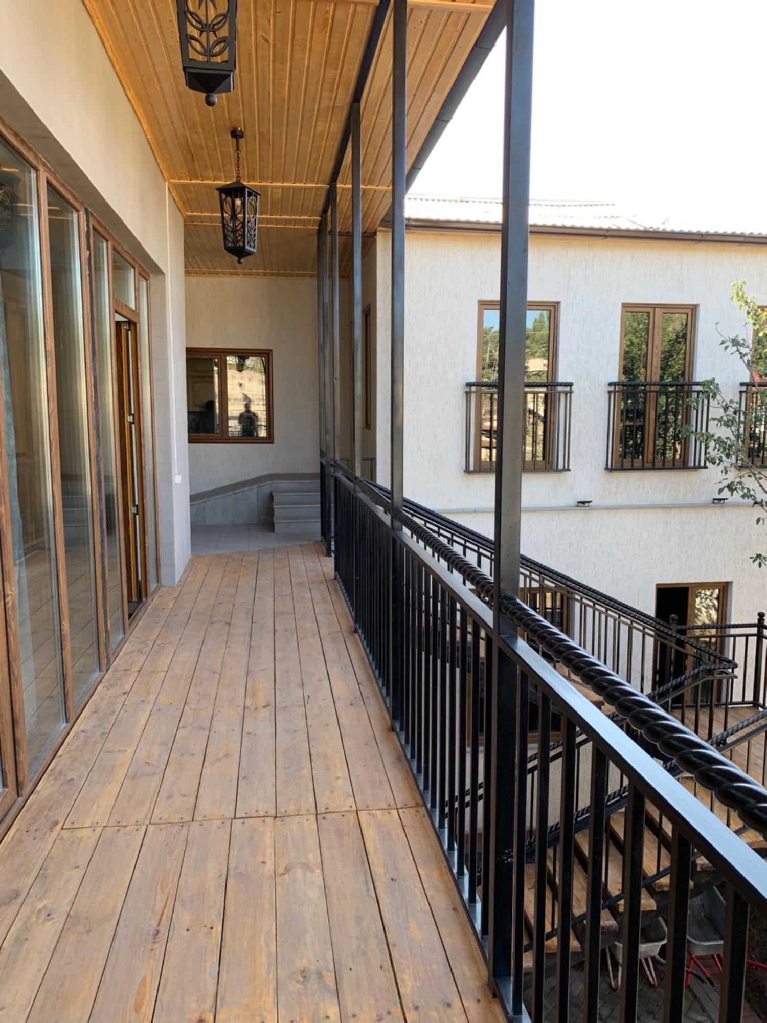 Nur Guest House Гюмри Екстериор снимка